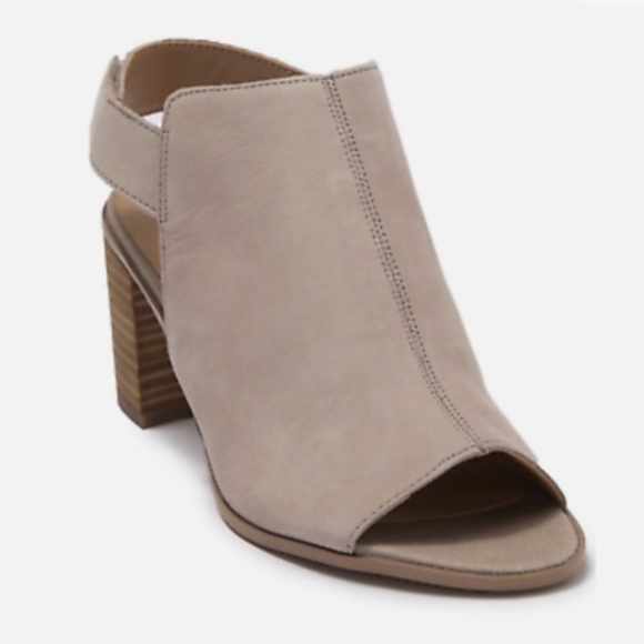 Franco Sarto HELIX Nubuck Leather Block Heel Peep Toe Sandals Size 9.5 - Picture 2 of 9